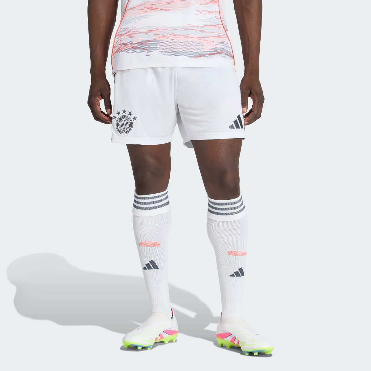FC Bayern 25/26 Away Shorts