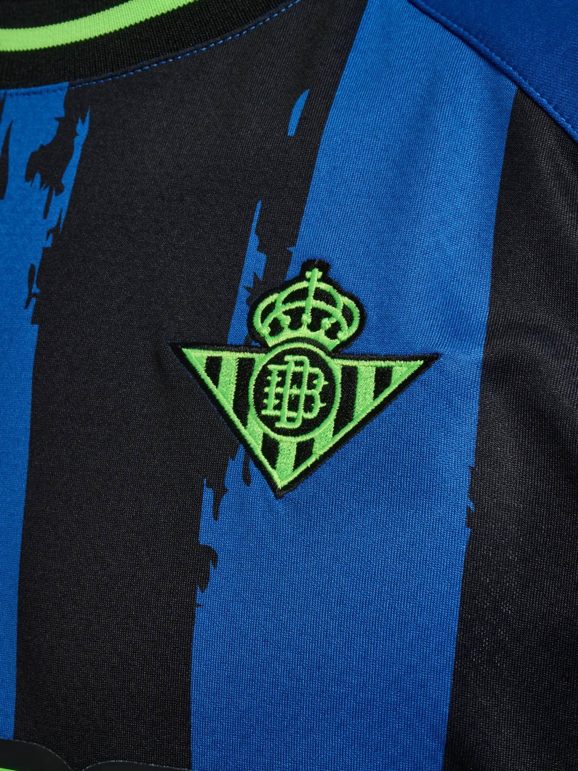 Men's Replica Hummel Real Betis Standard Jersey 26/27 - Image 4