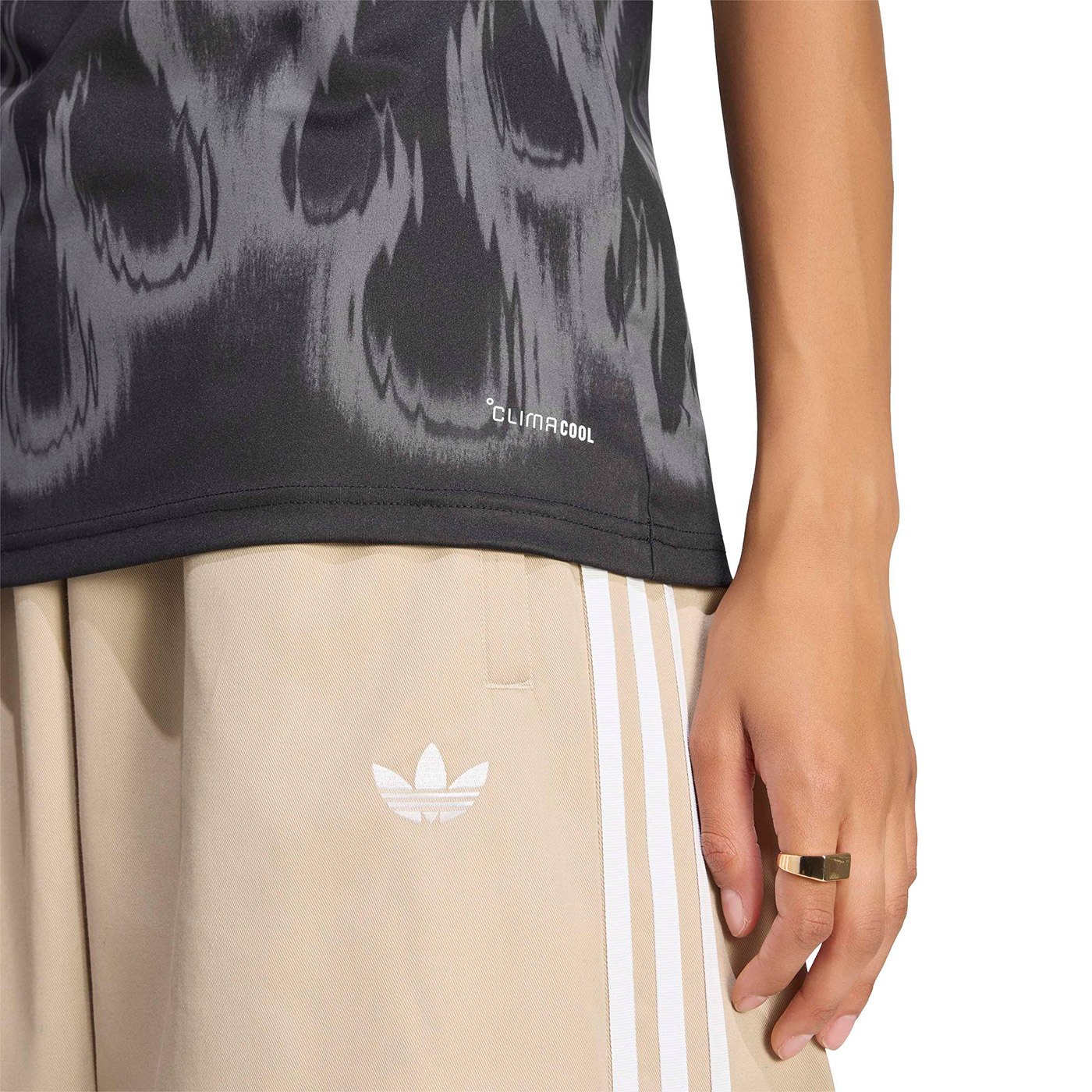 Women's Juventus Third Jersey 26/27 - Image 7