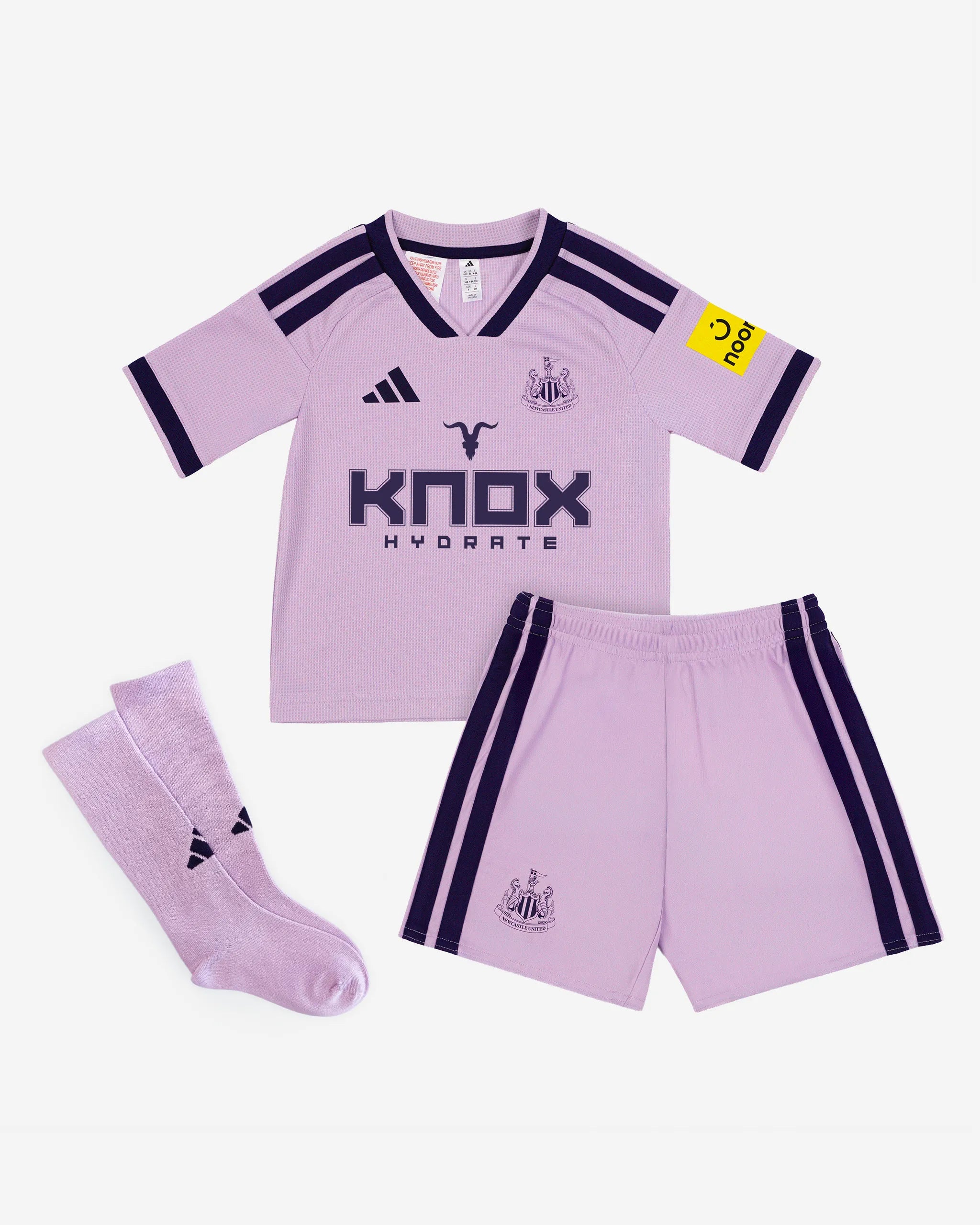 Kid's Newcastle United Third Kit 26/27 - Image 3