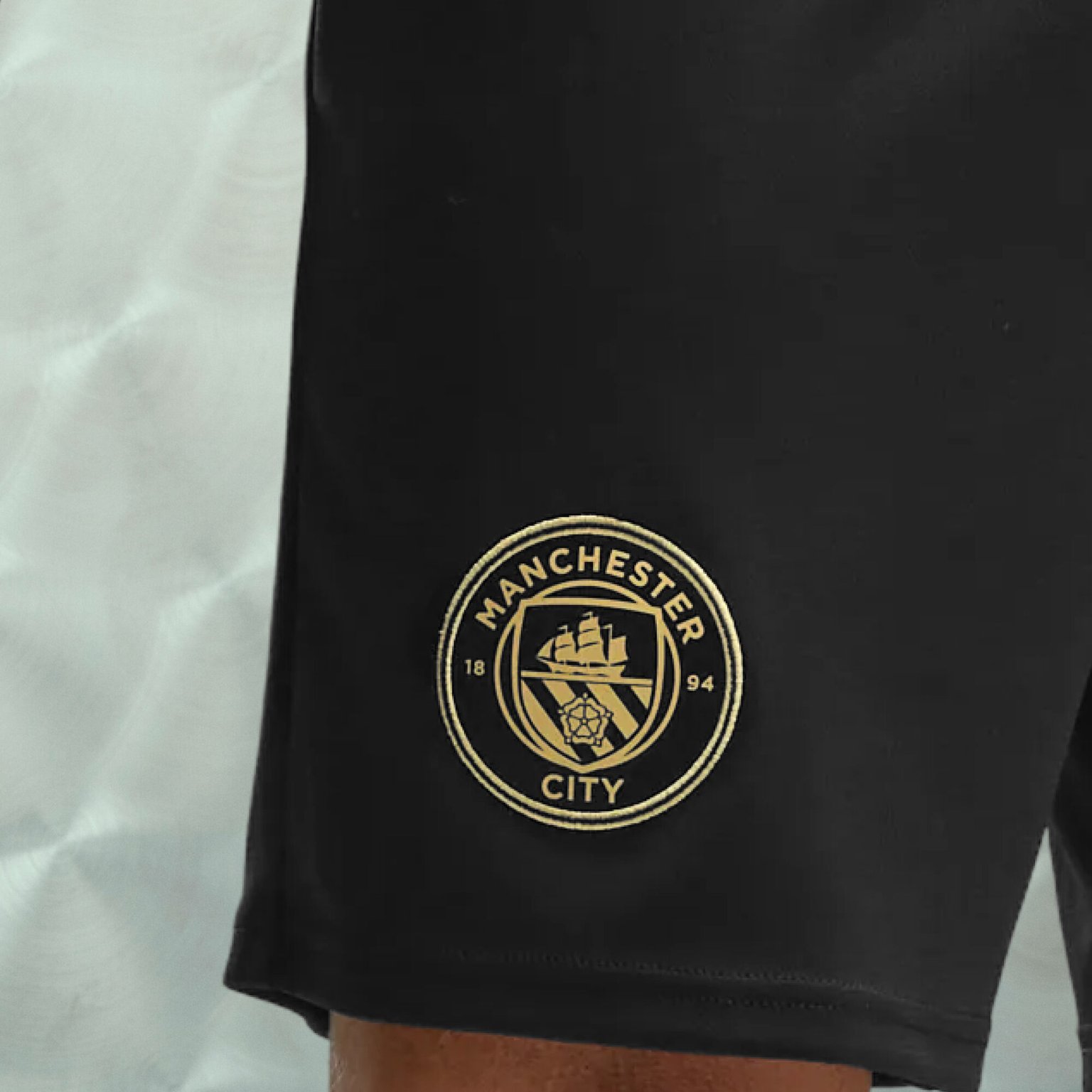 Kids Replica Puma Manchester City Standard Shorts 26/27 - Image 3