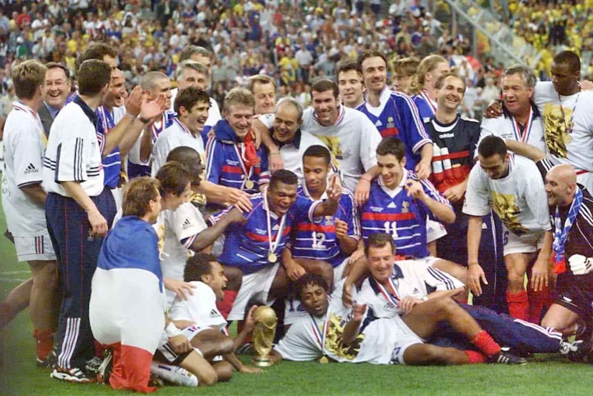 Men's Replica adidas France Home Jersey 1998 - Image 12