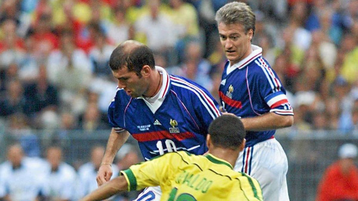 Retro Men's France Home Jersey 1998 - Image 13
