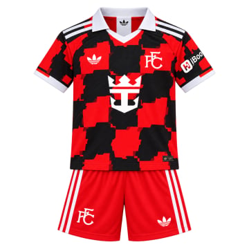 Kid's Fulham Away Kit 26/27