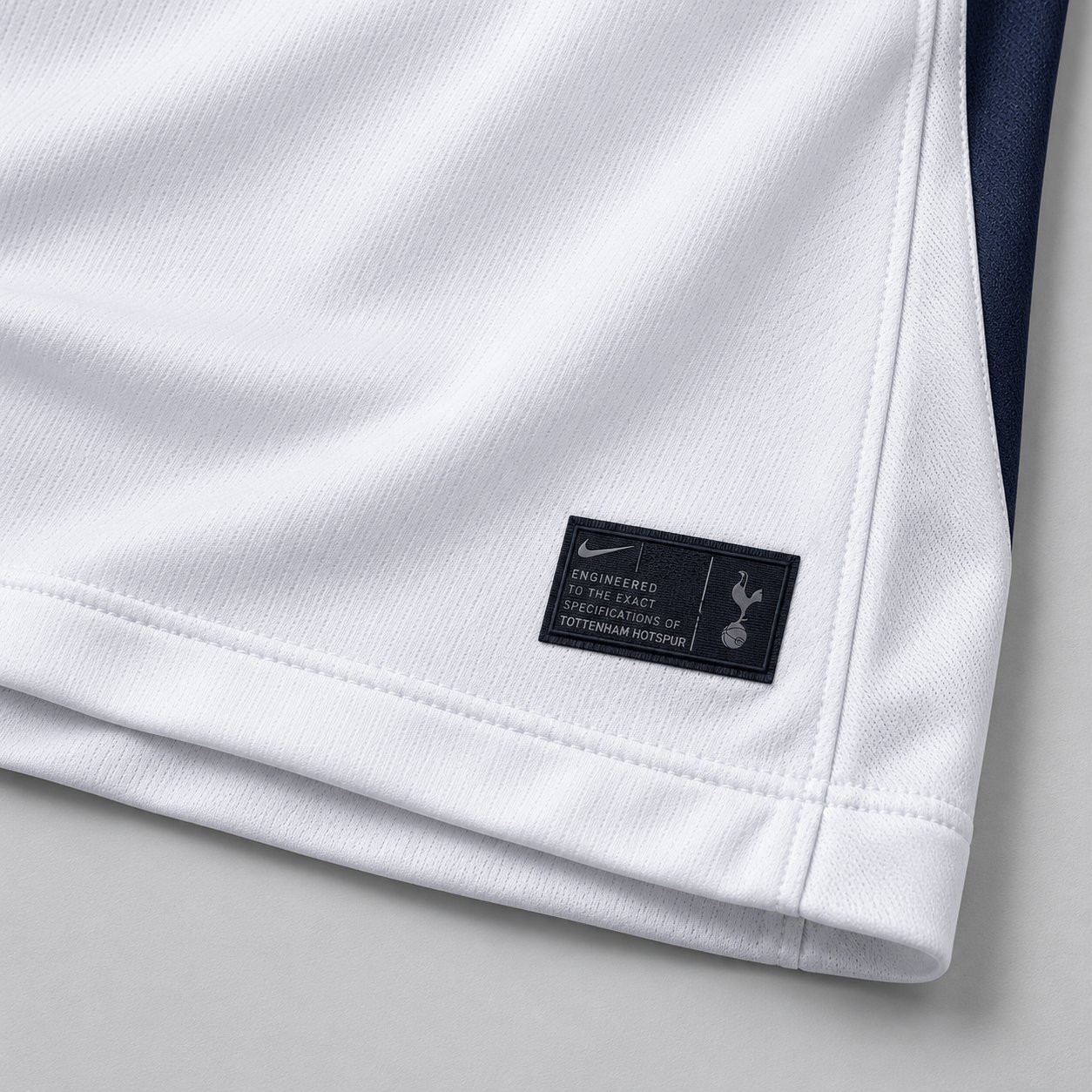 Men's Replica Nike Tottenham Hotspur Home Jersey 26/27 - Image 6